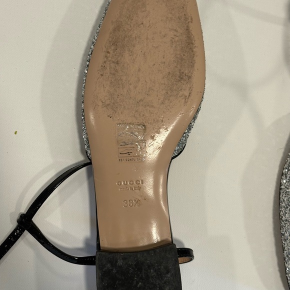 Gucci Silver Glitter Flats with Black Straps - Picture 6 of 7